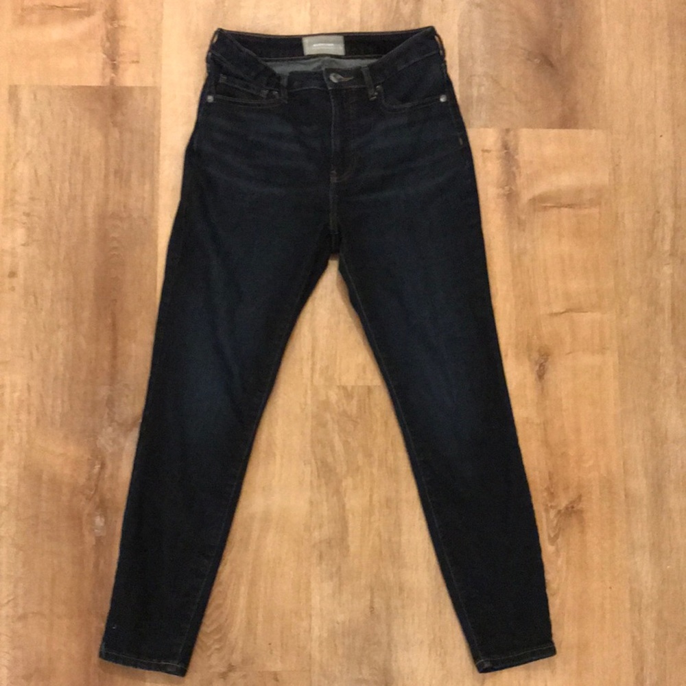 Everlane curvy authentic stretch crop 28